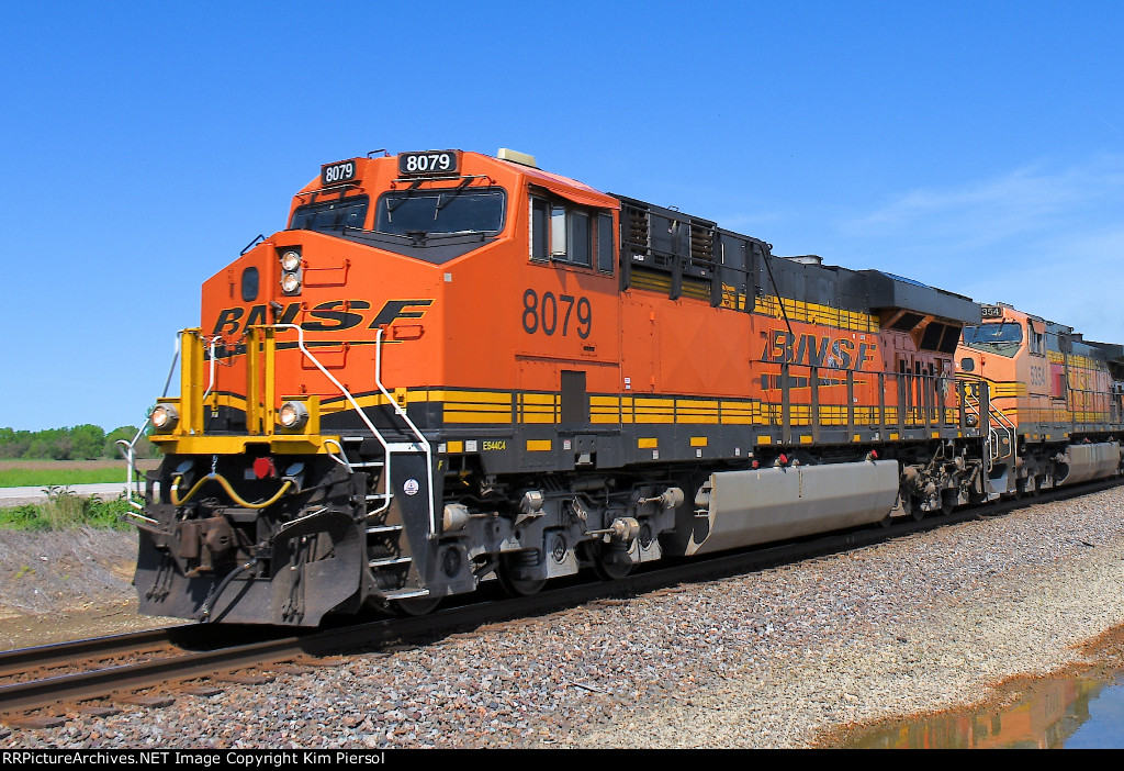 BNSF 8079